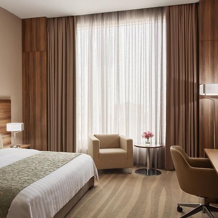 Bay La Sun Hotel And Marina - Emaar King Abdullah Economic City מראה חיצוני תמונה A room at the hotel