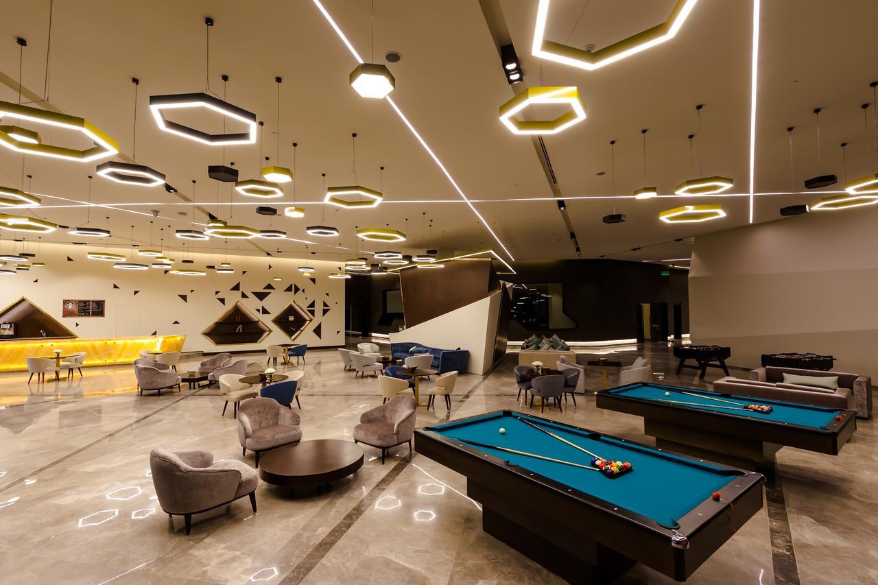 Bay La Sun Hotel And Marina - Emaar King Abdullah Economic City מראה חיצוני תמונה The lounge at the airport