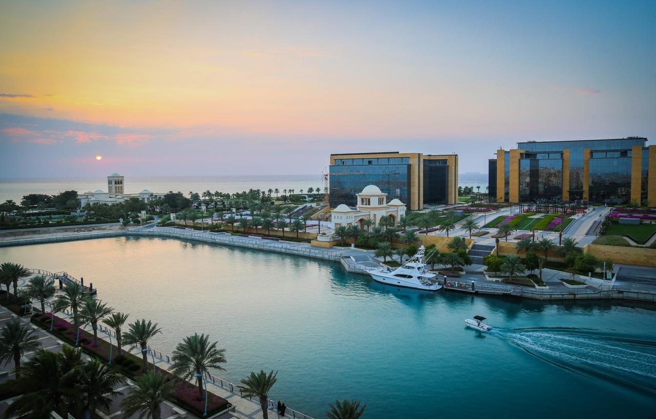 Bay La Sun Hotel And Marina - Emaar King Abdullah Economic City מראה חיצוני תמונה Al Biryani House, Jumeirah